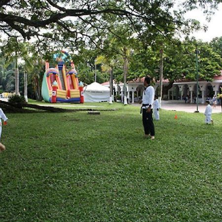 فندق نيفافي  Club Campestre De Neiva المظهر الخارجي الصورة